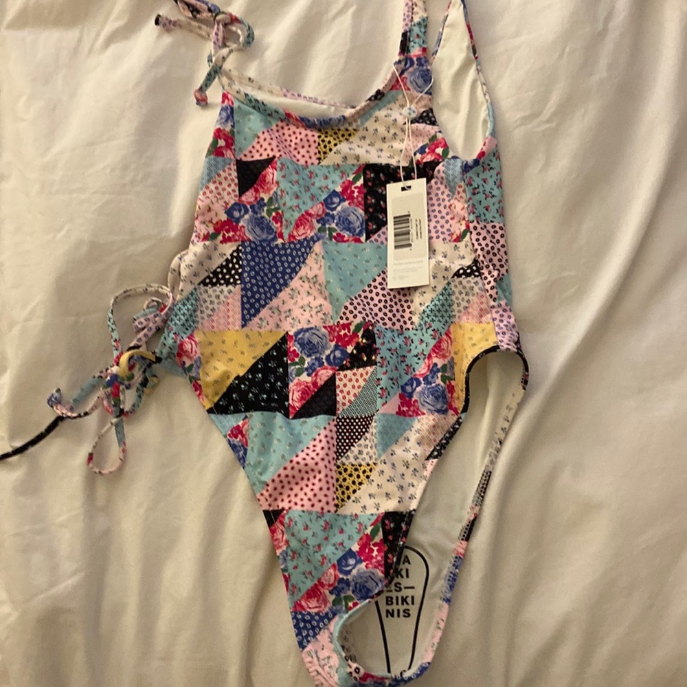 NWT Frankie’s Bikinis Honey One Piece